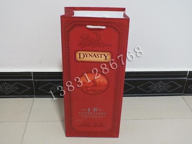 禮品手提紙袋，禮品紙袋廠家，專業(yè)制作各種禮品手提袋
