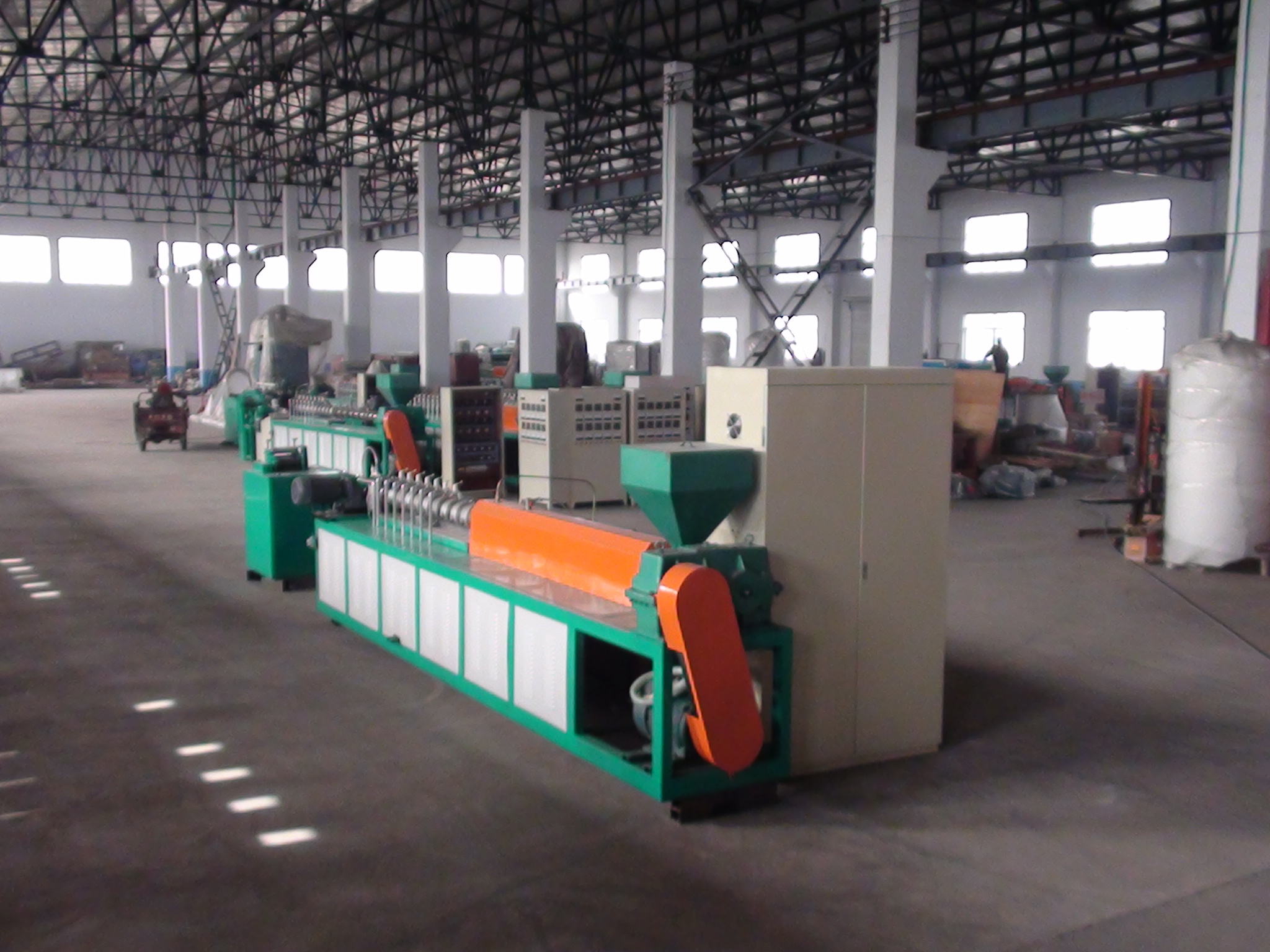 福昌大網(wǎng)墊機(jī)，75型高效水果網(wǎng)套機(jī)，土豆網(wǎng)套機(jī)，蔬菜網(wǎng)套機(jī)，福