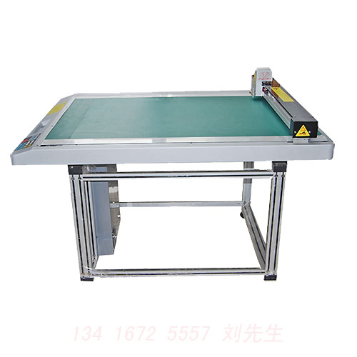 拓荒牛電腦切割打樣機(jī)，經(jīng)偉切割機(jī)，奧科切割機(jī)