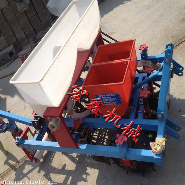 兩行玉米覆膜機(jī) 播種機(jī)視頻 覆膜機(jī)價格