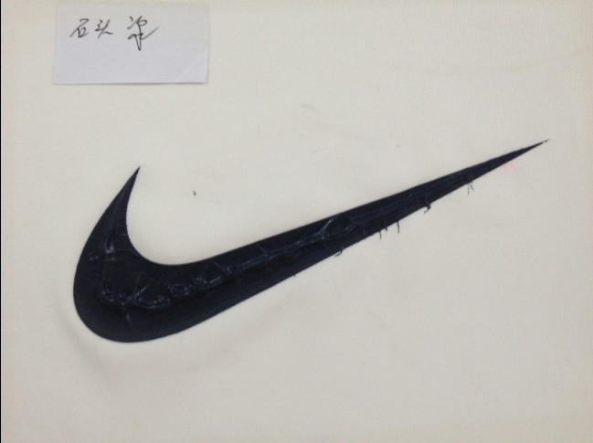供應(yīng)惠州牛仔布印花材料,宏奧10年專(zhuān)注于品牌服裝印花材料