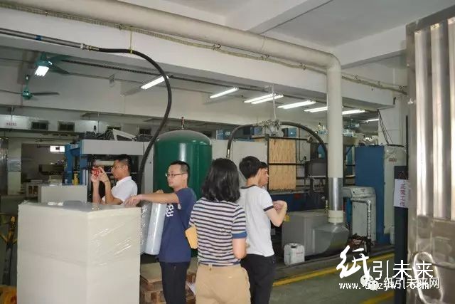 【頭條】怎么了？印刷包裝行業(yè)都在看?。。? /><br />
</center>
<p style=