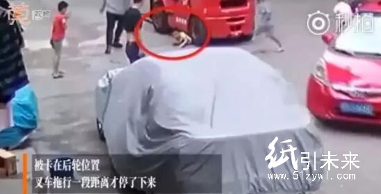使用叉車企業(yè)需要注意，錯誤操作方式會出人命！